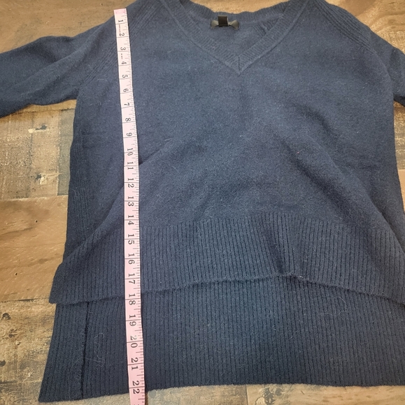 Small J Crew Alpaca Merino Wool Blend Navy High Low Sweater - Picture 5 of 6